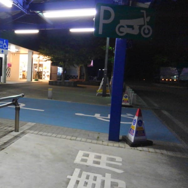 バイクの駐車場が分かりにくいことが多い！のです。